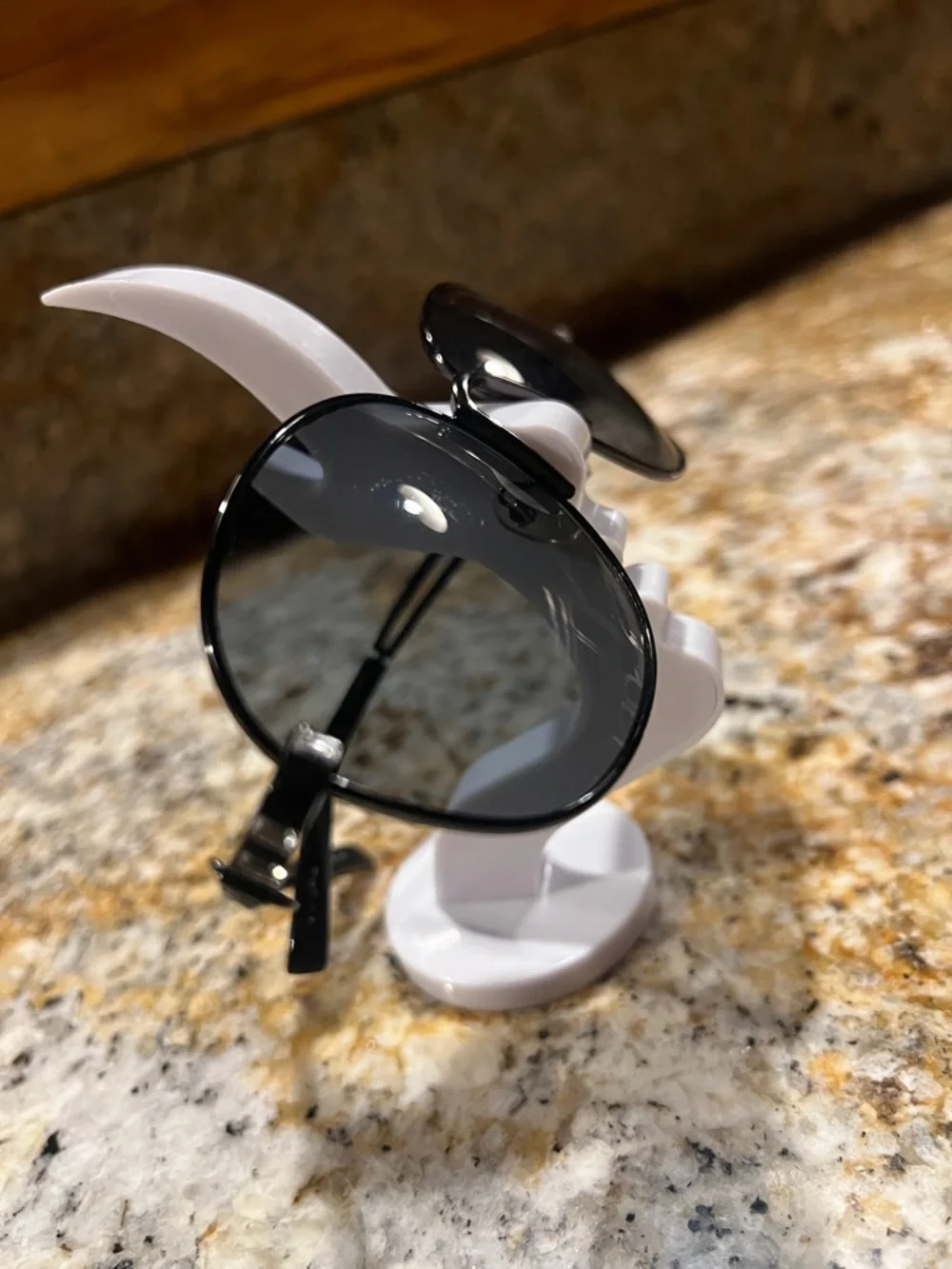 Round Black Metal Frame Sunglasses with Gray Lenses